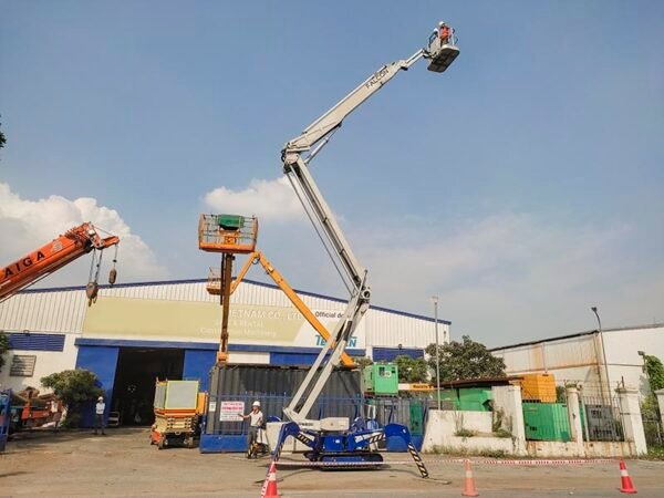 Xe nâng người 32m chân nhện – Falcon Fs320z