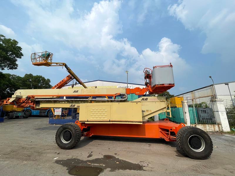 Xe nâng người 48 mét