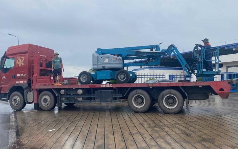 DỊCH VỤ CHO THUÊ XE NÂNG NGƯỜI TẠI NINH BÌNH – GIẢI PHÁP THI CÔNG AN TOÀN & TIẾT KIỆM TRỌN GÓI