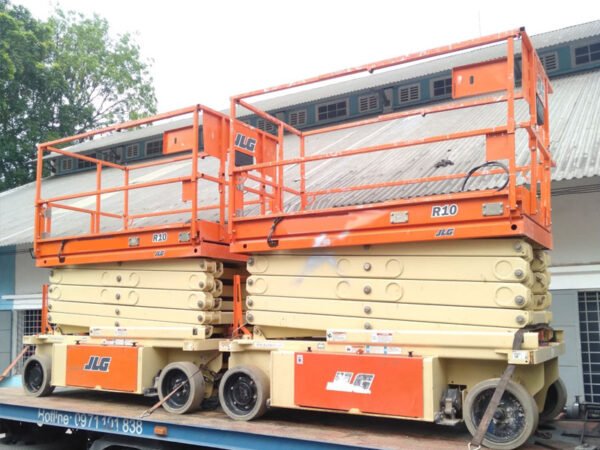 Xe nâng người cắt kéo 12m