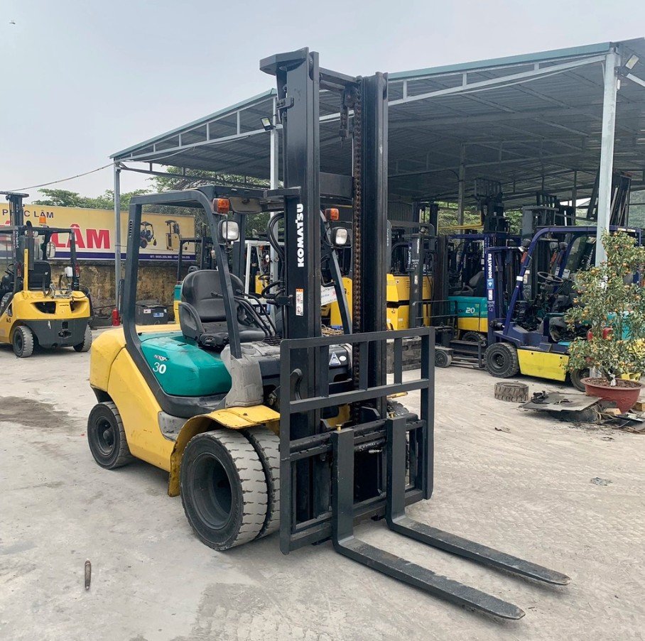 Komatsu 3 tấn