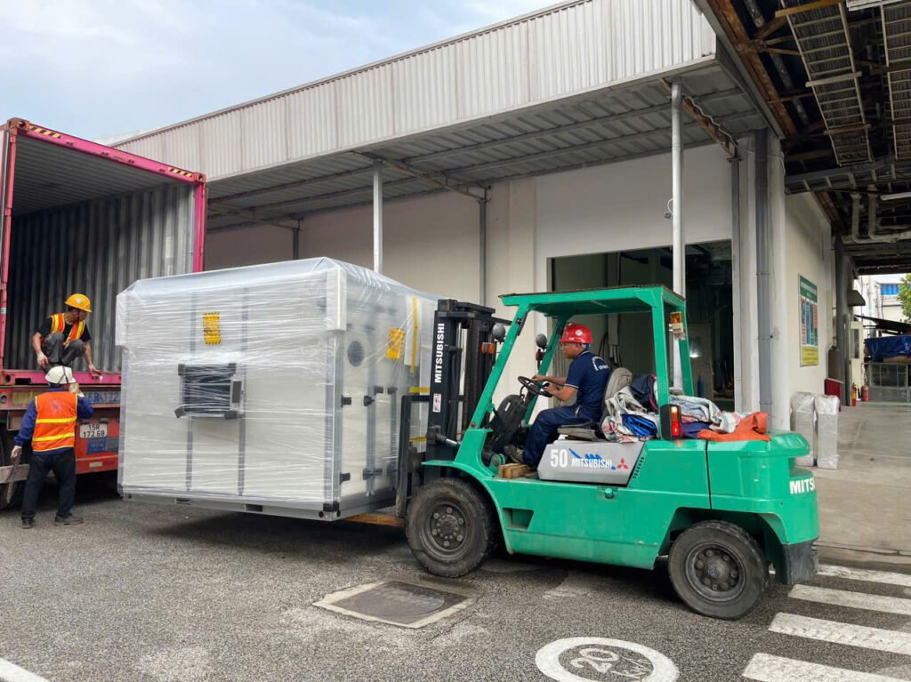 Quy Trình Đóng Gói Và Rút Hàng Thiết Bị Công Nghiệp An Toàn Tại Nhà Máy