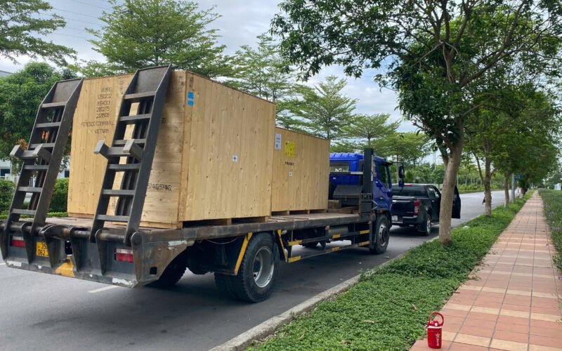 Dự Án Đóng Gói – Vận Chuyển – Xếp Container Thiết Bị Công Nghiệp